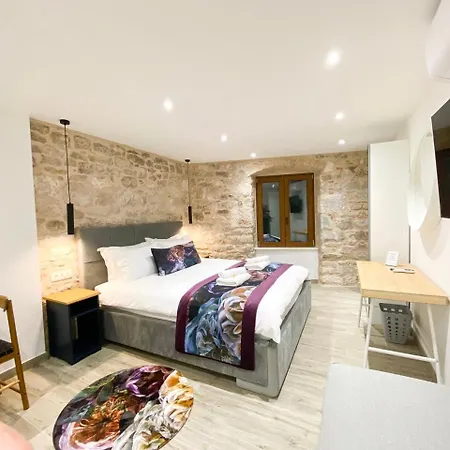 Wila Properties Doo Apartment Benjamin Split Exterior photo
